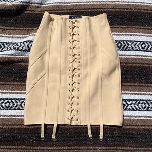 AKIRA Nude Pencil Skirt